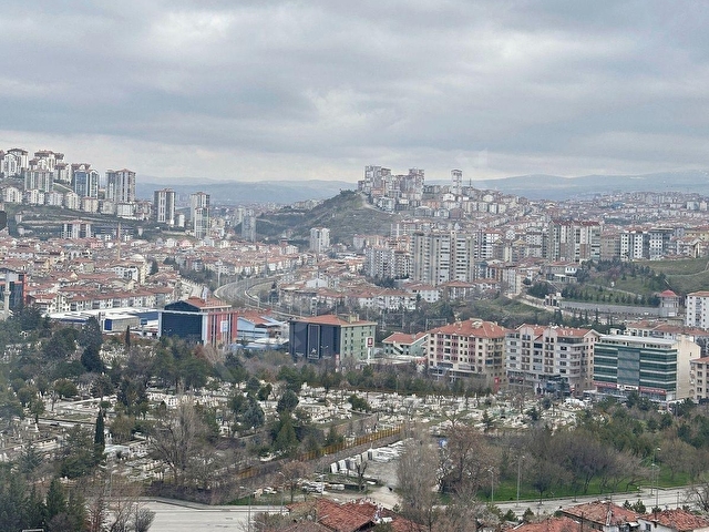 MEVLANA SİTESİNDE ÖNÜ AÇIK MANZARALI 3+1 SATILIK DAİRE - Görsel 2