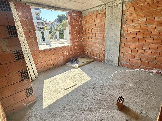 ARMAĞANDAN 4 BLOKLU SİTEDE ÖN CEPHE 3. ARA KAT KAPALI OTOPARKLI - Görsel 4