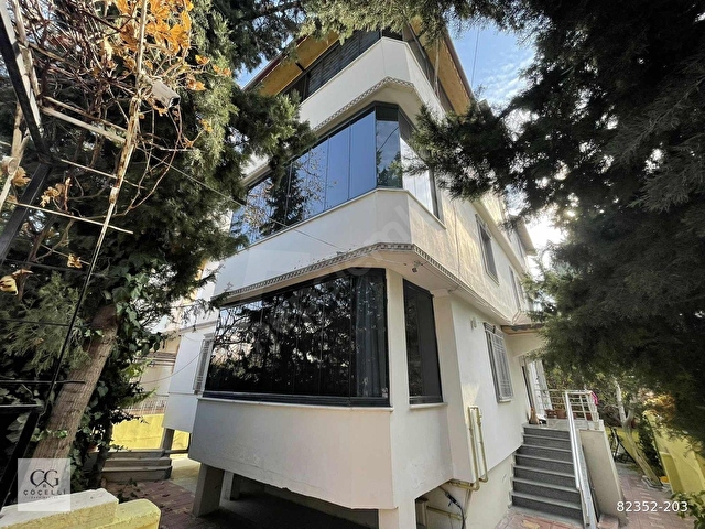 ÇÖÇELLİ GAYRİMENKULDEN GÜVENEVLERDE SATILIK MÜSTAKİL BİNA