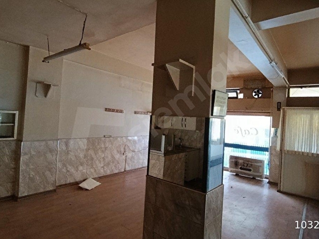 Küçükçekmece Köşe Başı Kiralık Dükkan 90m² - Görsel 13
