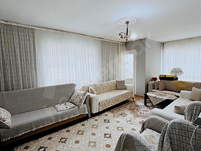 İKİ (ayrı) BAĞIMSIZ DAİRE 5+2 230M2 SANCAKTEPE MERKEZİ KONUM - Görsel 3