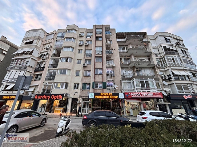 Karşıyaka Çarşı Tabela Değeri Yüksek Ofisler