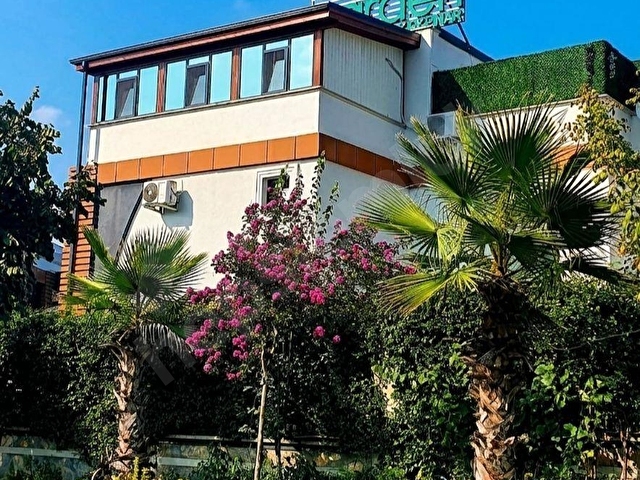 Eşyasız 4 banyolu Müstakil Havuz & Bahçeli 5+1 Villa - Görsel 6