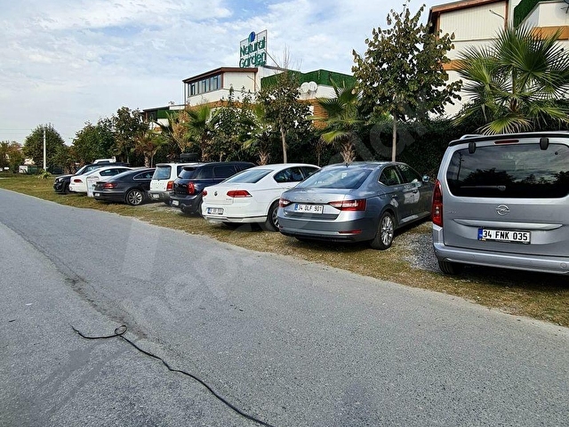Eşyasız 4 banyolu Müstakil Havuz & Bahçeli 5+1 Villa - Görsel 9