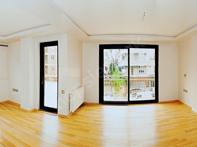 KLİKYA - ZİYAPAŞA İLE ATATÜRK CD ARASI 2+1 GENİŞ TEMİZ OFİS BÜRO - Görsel 4