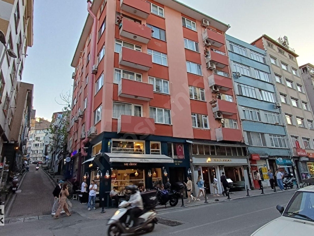 BEŞİKTAŞ AKARETLERDE ASANSÖRLÜ ARA KAT DAİRE. - Görsel 3