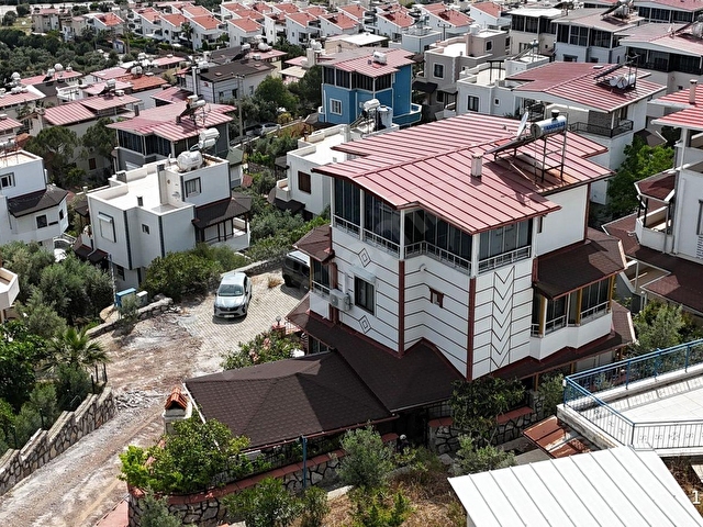 Akbükte Full Deniz Ve Ada Manzaralı Köşe Konum Lüks Villa - Görsel 2
