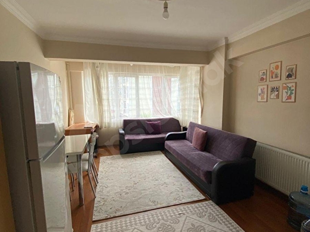 EDİRNE İSTASYON MAHALLESİNDE MÜKEMMEL KONUMDA EŞYALI 1+1 DAİRE