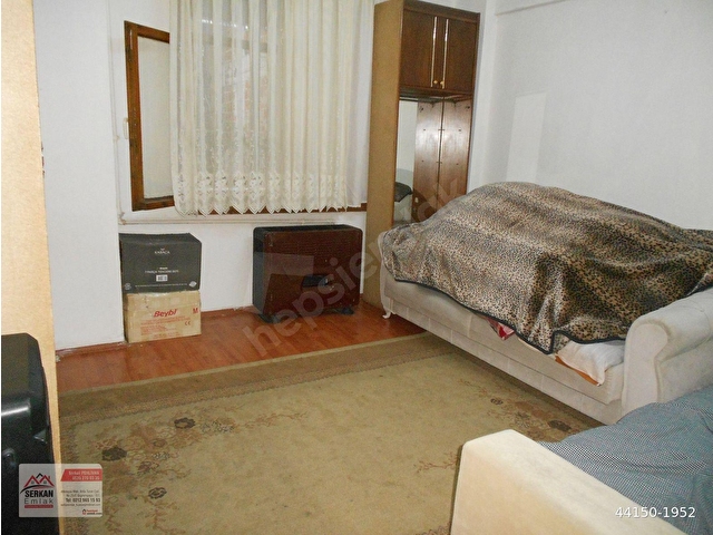 Bayrampaşa terazidere mah. yüksek giriş 75 m kare 2+1 doğal gaz sobalı balkonlu 29 senelik daire - Görsel 2