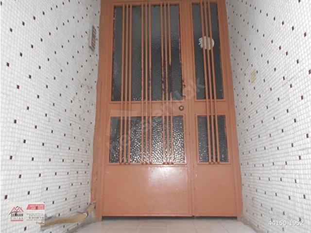 Bayrampaşa terazidere mah. yüksek giriş 75 m kare 2+1 doğal gaz sobalı balkonlu 29 senelik daire - Görsel 30