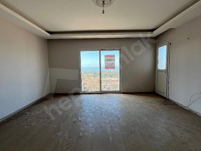 ÖZER EMLAKDAN KARAYILANDA SATILIK DAİRE - Görsel 3
