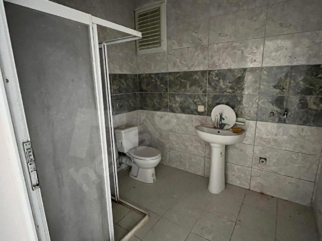 ÖZER EMLAKDAN KARAYILANDA SATILIK DAİRE - Görsel 8