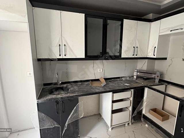PRESTİJDEN ARA KAT 2+1 YERDEN ISITMA ÇARŞIYA YAKIN LÜKS DAİRE - Görsel 5