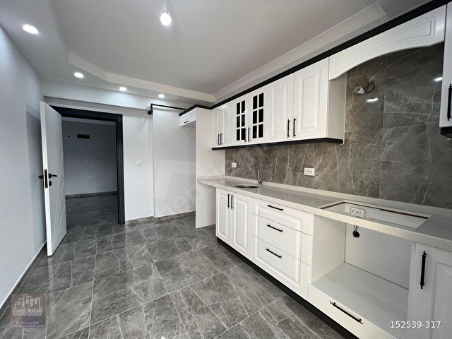 HATİP MH.TAKAS FIRSATIYLA SİTE İÇERİSİNDE LÜKS3+1 SATILIK DAİRE