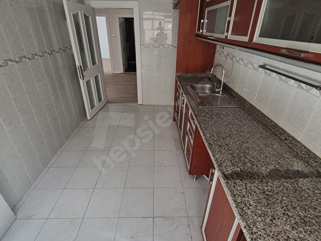 Ümraniye Parseller Mahallesinde KİRALIK 2+1 Daire Ara Kat - Görsel 19