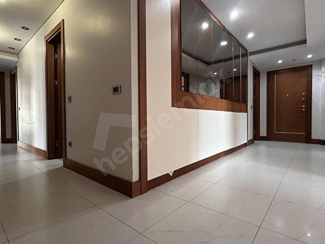 PERA EMLAKTAN FLORYA EKŞİNAR KONAKLARINDA 4+1 KİRALIK ARA KAT - Görsel 18