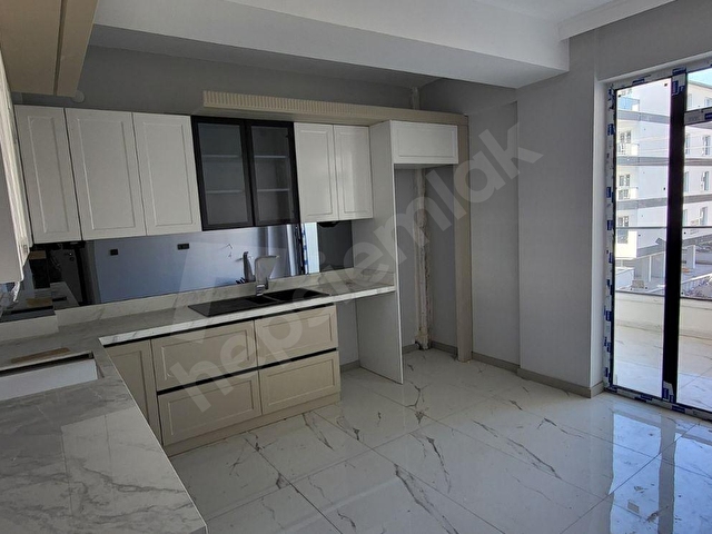YENİKENT 29 EKİM MAHALLESİNDE OTURUMA HAZIR FIRSAT DAİRESİ - Görsel 2