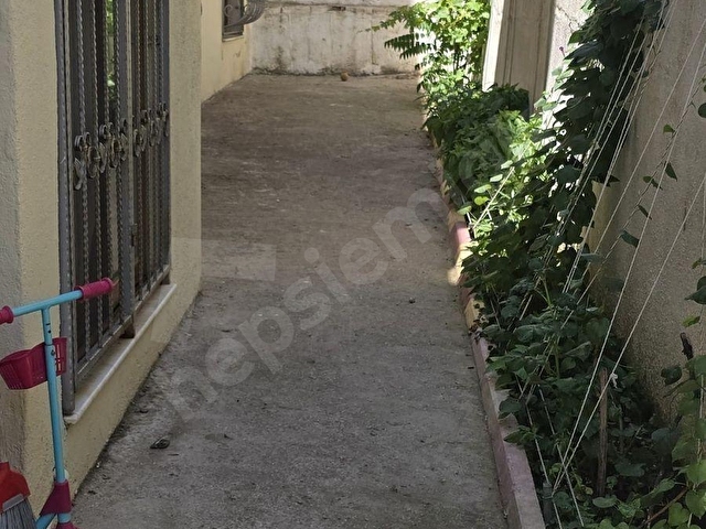 BALÇOVADA OTOBAN VE ATA CAD. YAKIN DOĞALGAZLI SATILIK 3+1 DAİRE - Görsel 3