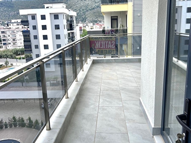 HAVUZLU SİTE İÇİNDE SATILIK 3+1 AYRI MUTFAKLI DAİRE - Görsel 18