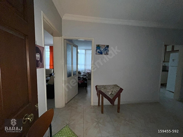 BARAJ GAYRİMENKULDEN CADDE ÜZERİ DÜŞÜK KAT AVANTAJLI EŞYALI 3+1 - Görsel 6