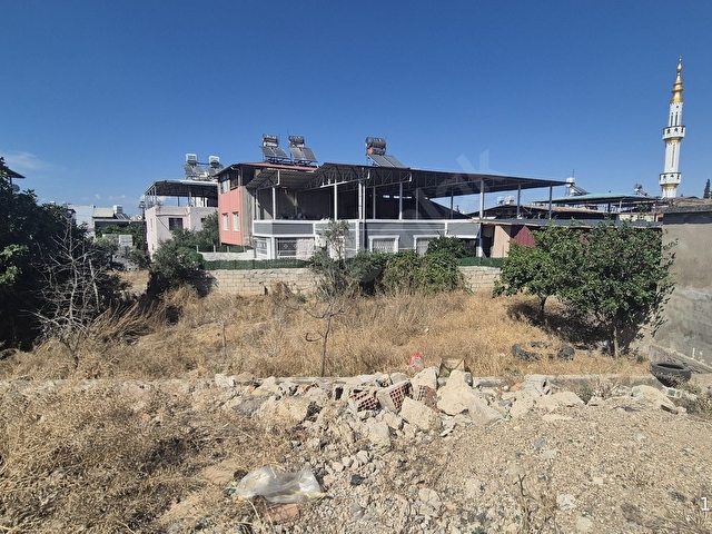 Hataş Emlak tan gazi mah.3 kat imarlı 491 m2 arsa SATILIKTIR
