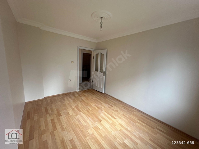 EGE EMLAKTAN İSPAT CAMİ MAHALLESİNDE KİRALIK 3+1 DAİRE - Görsel 14