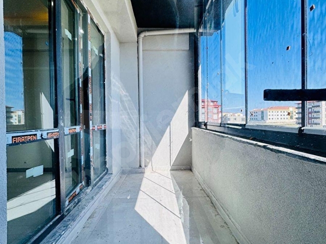 GÜVENDEN KAPAKLIDA KAPALI OTOPARKLI,YERDEN ISITMALI 2+1 DAİRE - Görsel 14