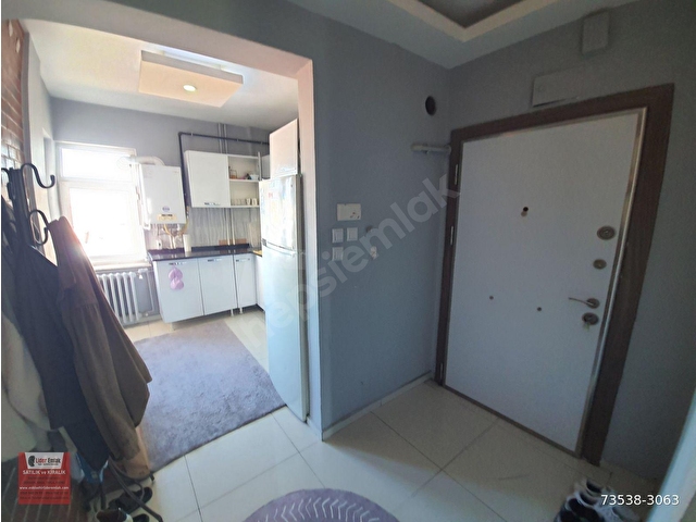 ESKİŞEHİR İSTİKLAL MAHALLESİ ŞAİR FUZULİ CADDESİNDE SATILIK 2+1 100m2 DAİRE - Görsel 2