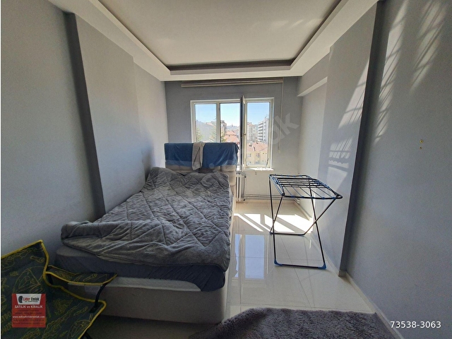 ESKİŞEHİR İSTİKLAL MAHALLESİ ŞAİR FUZULİ CADDESİNDE SATILIK 2+1 100m2 DAİRE - Görsel 12