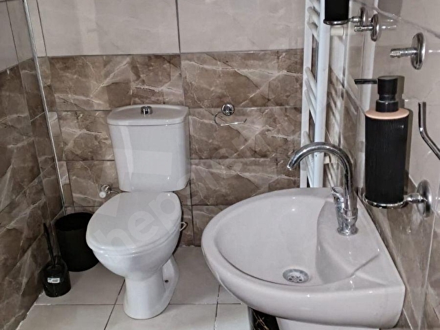 MAK EMLAKTAN SATILIK ULUS CADDESİ ÜZERİNDE 1+1 FULL EŞYALI FIRSAT DAİRE. - Görsel 8