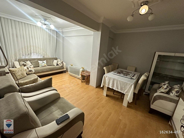 PENDİK KAYNARCA AYDINLIYOLU CADDE ÜZERİ GENİŞ 2+1 SATILIK DAİRE