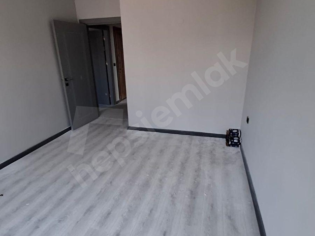 MAYADAN GYO DAN YENİ MAH. AYRI MUTFAKLI 1+1 FIRSAT DAİRE - Görsel 3