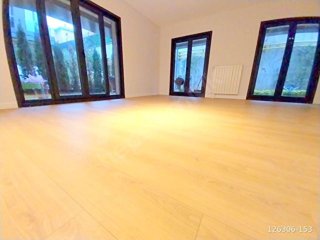 ÜSKÜDAR ÇENGELKÖY ERGUVAN EVLERİNDE ULTRALÜKS SATILIK 2+1 DAİRE - Görsel 2