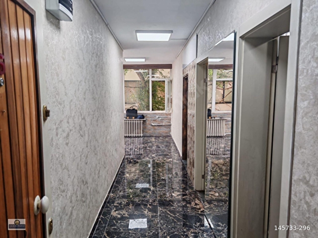 Kızılay Yüksel Caddesi Yapılı Temiz Satılık 1+1 Ofis, İş Yeri - Görsel 2