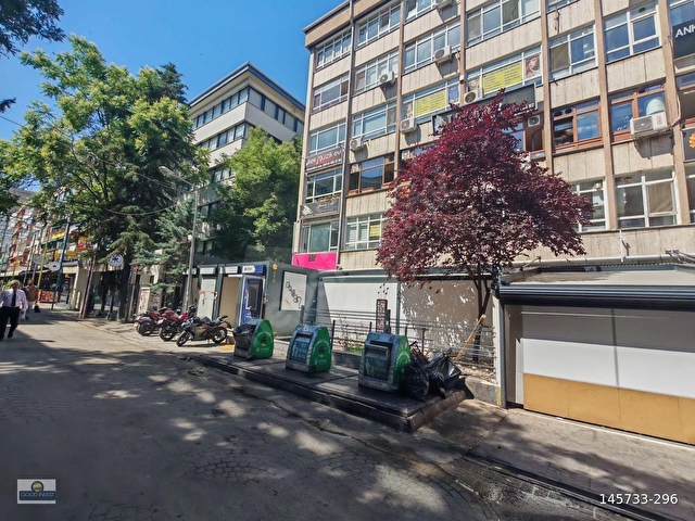 Kızılay Yüksel Caddesi Yapılı Temiz Satılık 1+1 Ofis, İş Yeri - Görsel 16