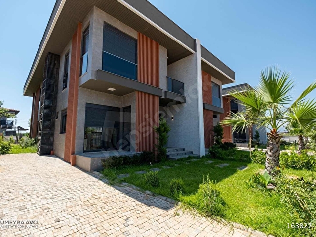 ODABAŞINDA SİTE İÇİNDE KİRALIK 4+1 270M2 HAVUZLU SIFIR VİLLA - Görsel 2
