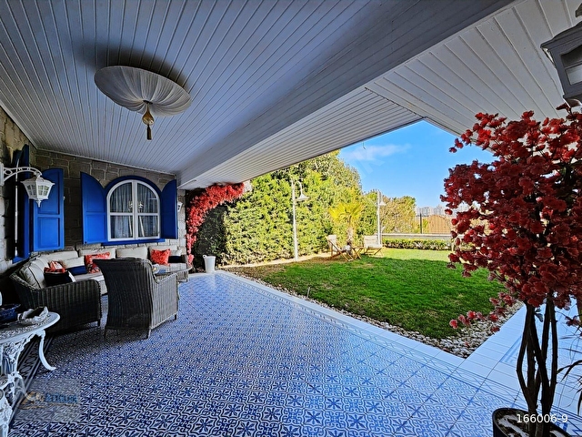 Bahçeşehir Badem Emsalsiz, Köşe Konumda Lüks Satılık Villa - Görsel 10