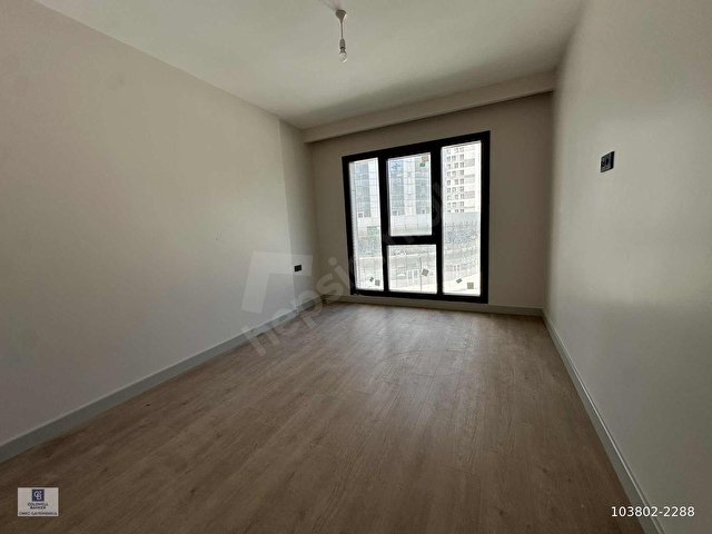 EMPİRE BEYLİKDÜZÜ ARA KAT SATILIK 1+1 52 M2 DAİRE - Görsel 16