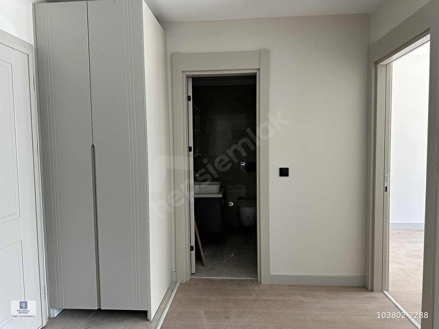 EMPİRE BEYLİKDÜZÜ ARA KAT SATILIK 1+1 52 M2 DAİRE - Görsel 12