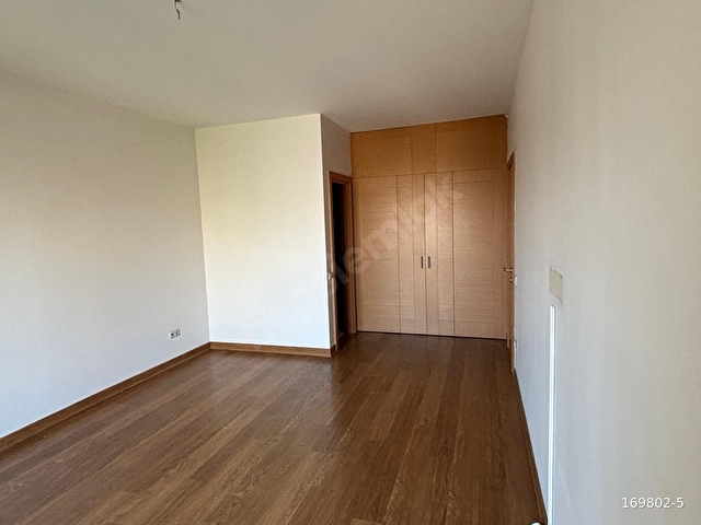 IHLAMUR EVLERİNDE MUHTEŞEM KİRALIK 4+1 DAİRE - Görsel 27