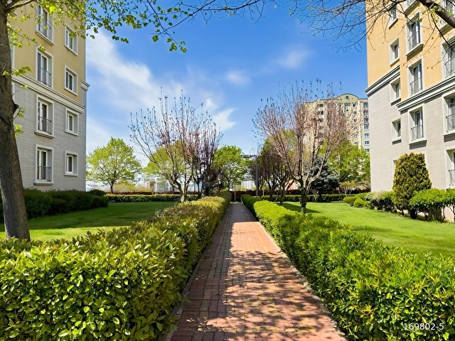 IHLAMUR EVLERİNDE MUHTEŞEM KİRALIK 4+1 DAİRE - Görsel 4