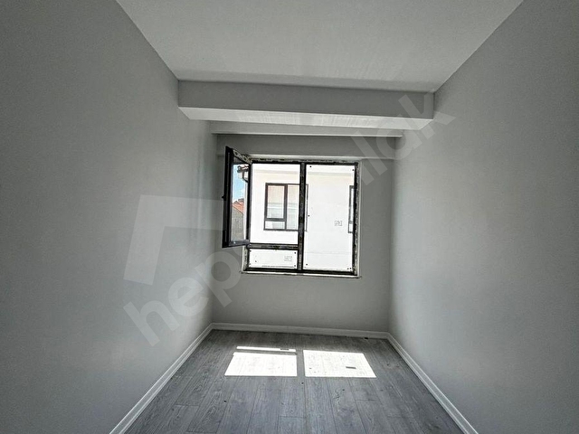 ŞARHÖYÜK MAHALLESİ EBEVEYN BANYOLU LÜKS SATILIK 3+1 DAİRE - Görsel 13