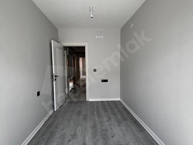 ŞARHÖYÜK MAHALLESİ EBEVEYN BANYOLU LÜKS SATILIK 3+1 DAİRE - Görsel 14