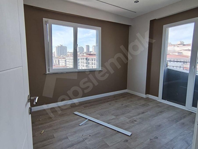 BAŞKENT YAPIDAN METROBÜSE YAKIN SİTE İÇİ 1+1 KİRALIK DAİRE - Görsel 6