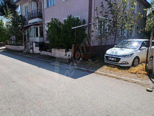 GÜVEN EMLAKTAN SATILIK DİNÇERLER MH.DE 3+1 DAİRE