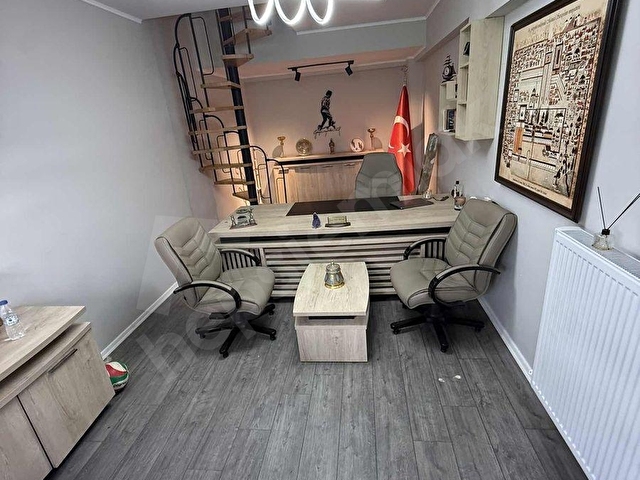 STATÜ ÇARŞI DA SATILIK OFİS - Görsel 21