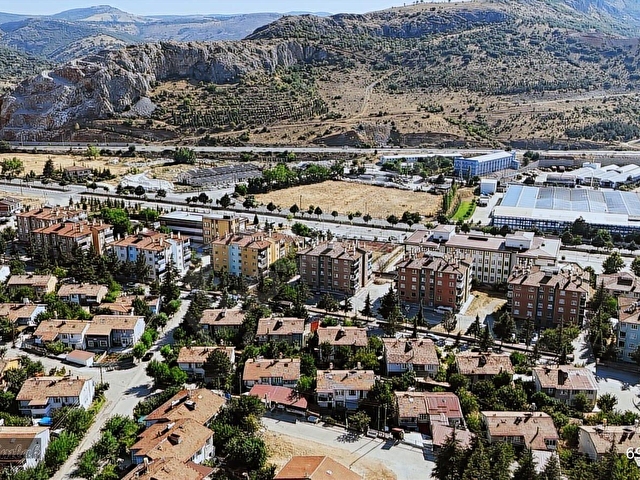 TOKAT MERKEZ BEDESTENLİOĞLU MAHALLESİNDE SATILIK ARSA 271 m² - Görsel 10