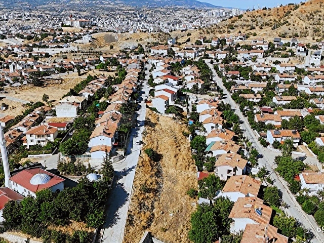 TOKAT MERKEZ BEDESTENLİOĞLU MAHALLESİNDE SATILIK ARSA 271 m² - Görsel 13