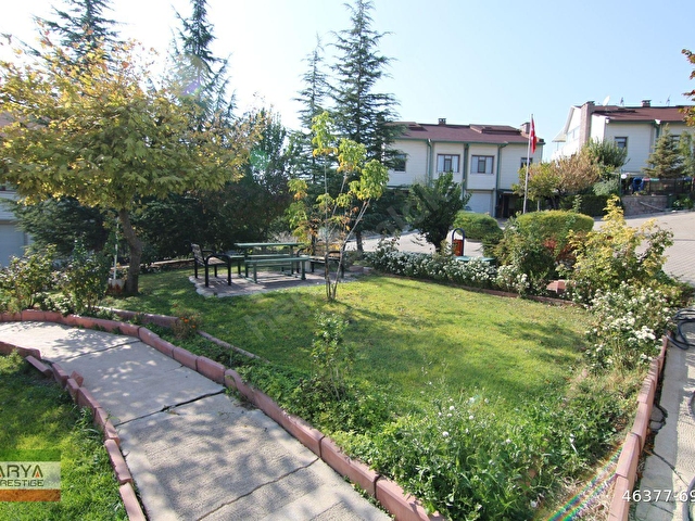 Seda Teras Evler Sitesinde 5 1 En Genis Bahceli Satilik Villa 46377 6944 Hurriyet Emlak