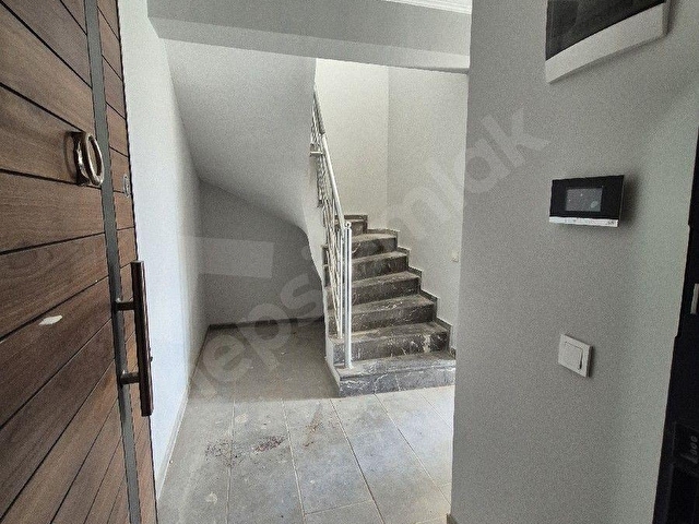BORNOVA DOĞANLAR DA SATILIK LÜKS ÇATI DUBLEKS DAİRE - Görsel 15